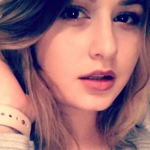 Meet your Posher, Leah